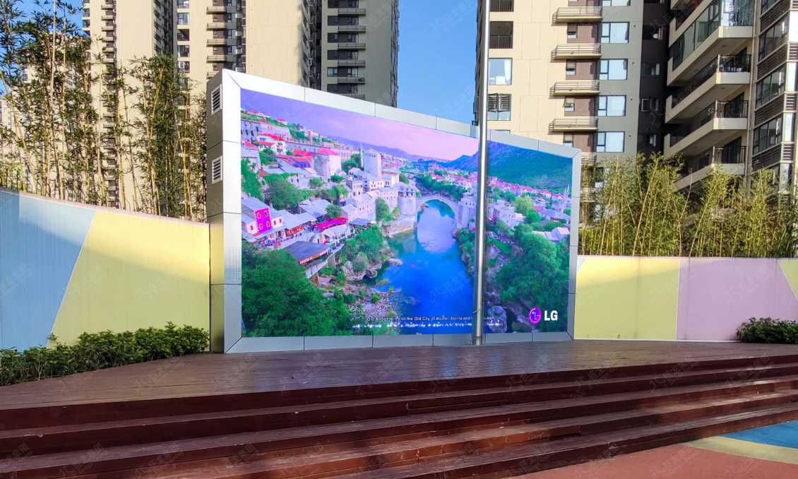 贵阳市某幼儿园户外p5高清全彩LED显示屏画质清晰